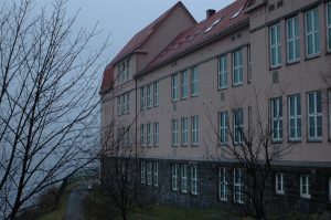Rothaugen skule frå 1912. Foto: Lena S. Kirkebø