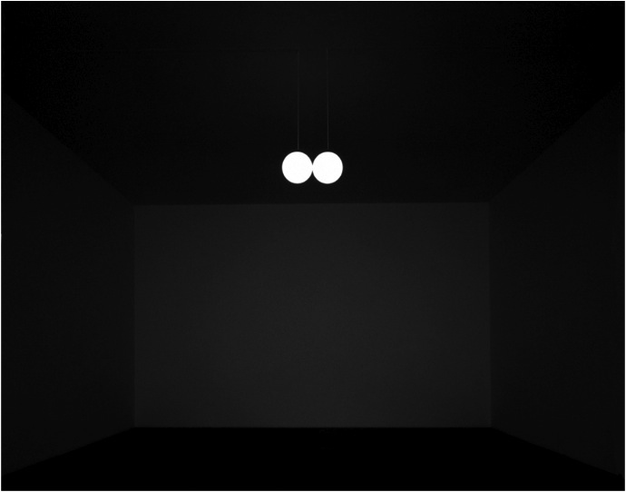 Terence Koh, "Untitled (power power)", 2006. Foto: (C) Terence Koh Terence Koh, "Untitled (power power)", 2006. Foto: (C) Terence Koh